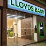 Lloyds share price climbs despite 20% profit drop: what analysts are saying